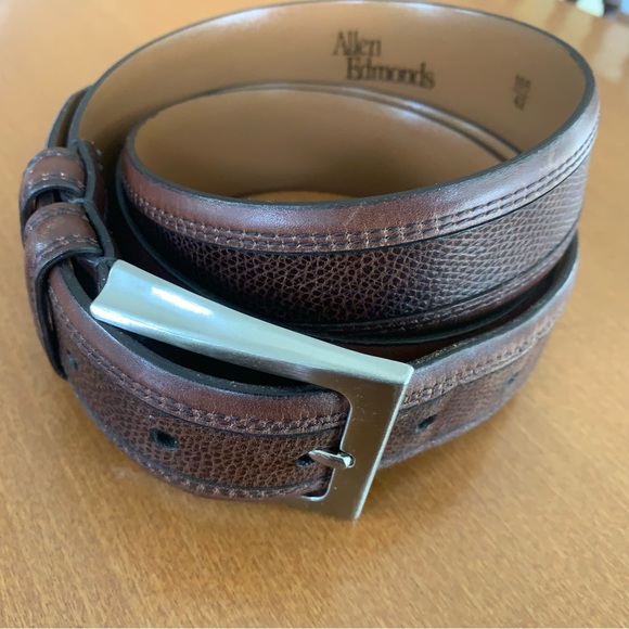 Allen Edmonds leather belt - Picture 5 of 13